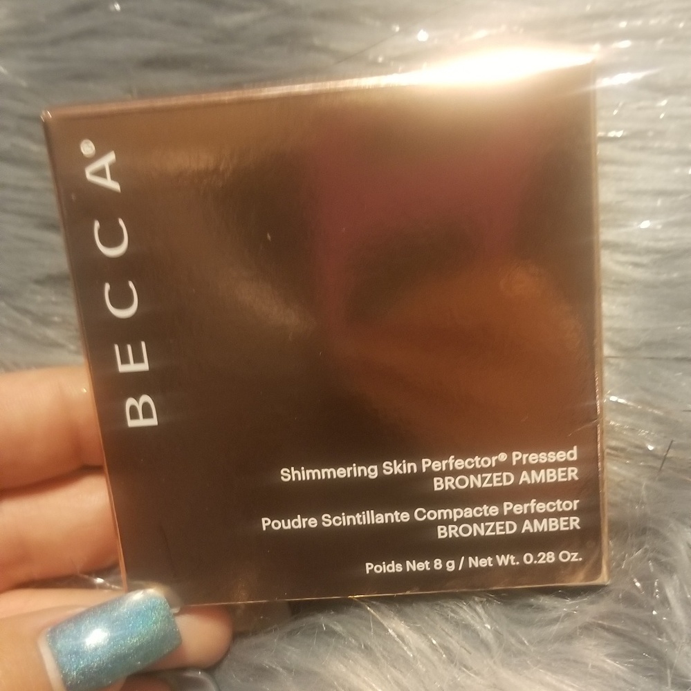 Becca highlighter